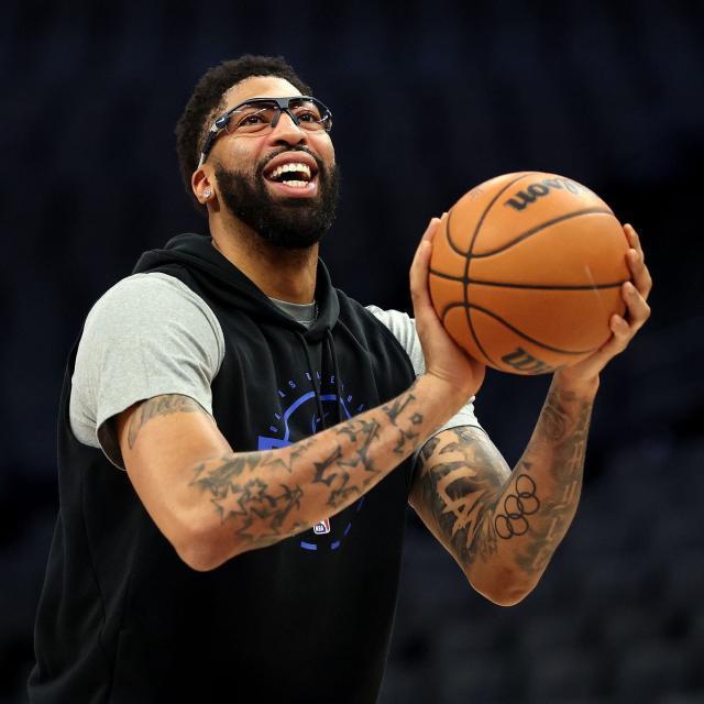 投注策略-打完独行侠最后一战？浓眉无需手术但仍将缺席6周