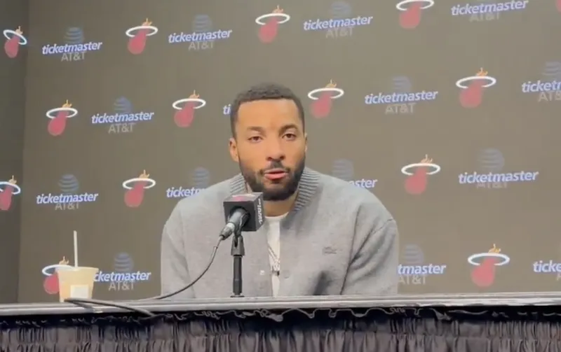 规则模拟器-鲍威尔谈希罗：我俩训练的次数不断增加，一切只会越来越好